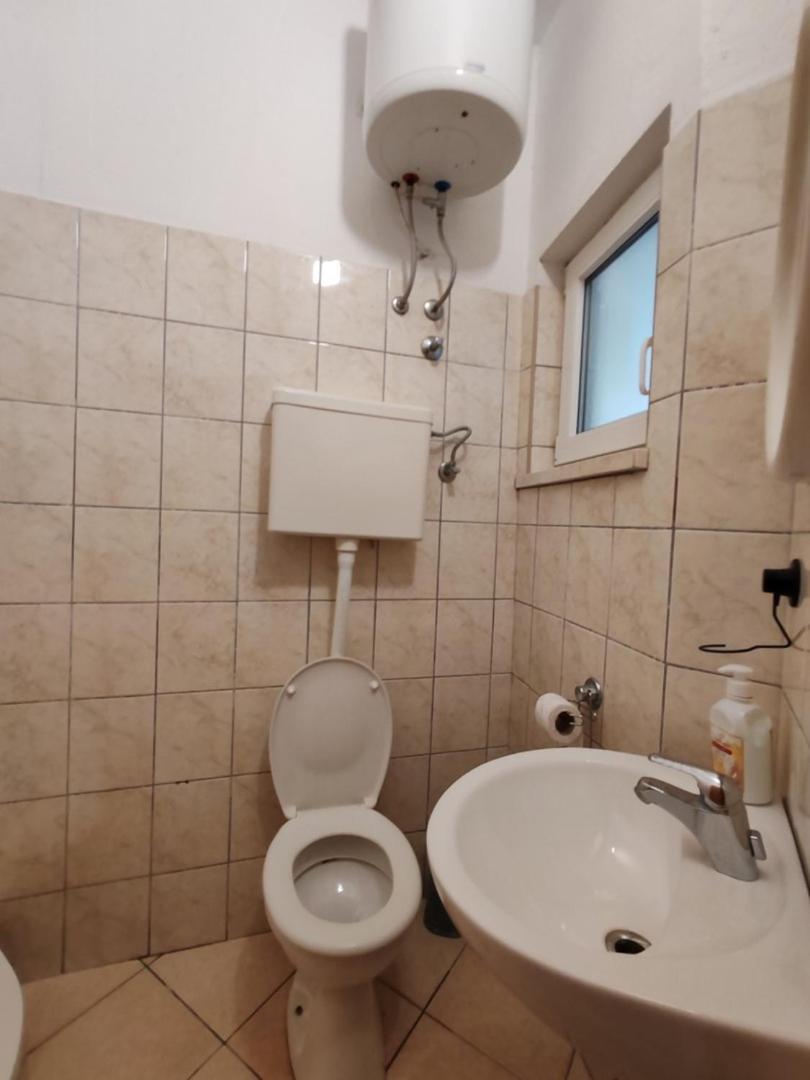 Apartmani I Sobe Brancin 内乌姆 外观 照片