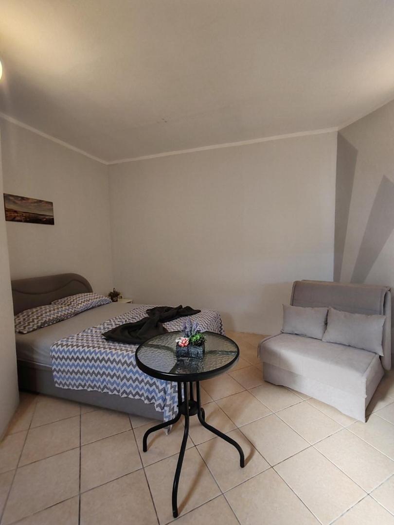 Apartmani I Sobe Brancin 内乌姆 外观 照片