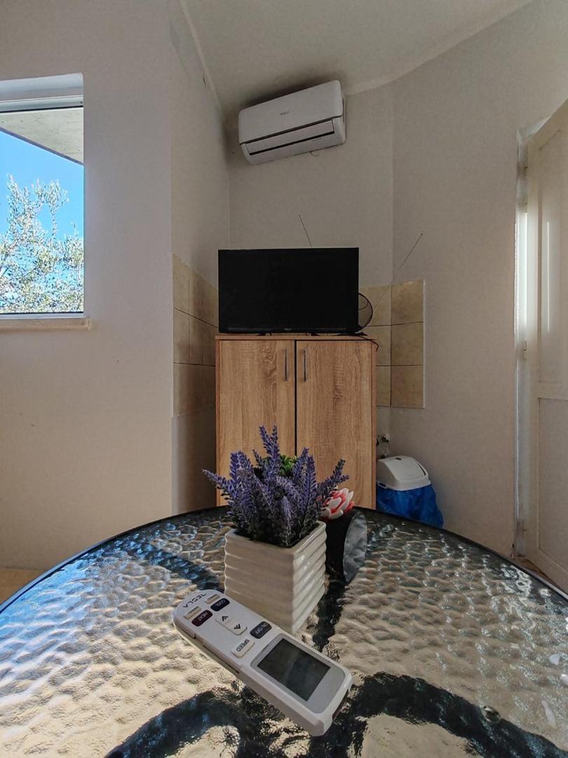 Apartmani I Sobe Brancin 内乌姆 外观 照片